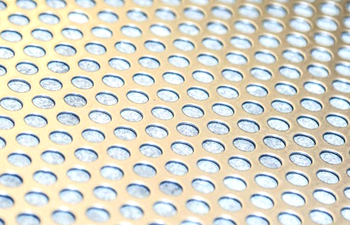 Perforerte aluminiumsplater